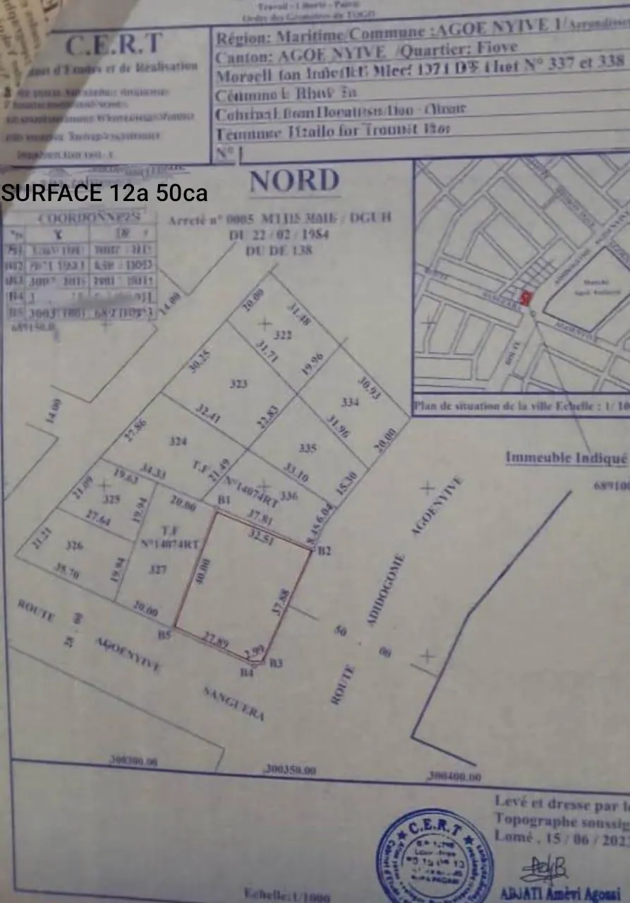Terrain 2 lots en angle de rue à vendre à Agoè Assiyeye – 160 millions FCFA