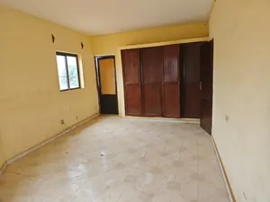 Immeuble triplex 242 m² en angle de rue à vendre en bordure de grande route à Adidogomé Franciscains – 95 millions FCFA — photo 10