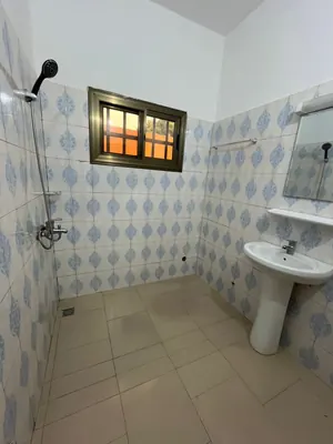 Villa duplex 8 chambres à louer à Djidjolé – 550 000 FCFA/mois — photo 3