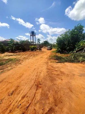 Vente d'un terrain à Kpala Dzigbe, demi-lot, 336 m² – 5 millions FCFA à débattre — photo 1