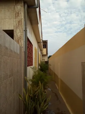 Villa R+1 5 chambres 300 m² à vendre à Agoè Adjougba – 65 millions FCFA — photo 5