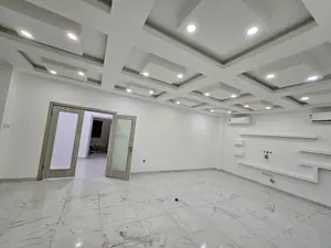 Villa standing avec piscine, jardin et rooftop à louer face à Supermarché Le Champion – 1 500 000 FCFA — photo 4