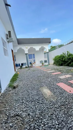 Vente d'une villa à Ségbé Akato, 2 pièces – 45 millions FCFA