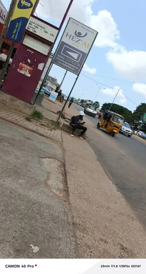 Terrain 2 lots 1200 m² en vente en angle de rue à Agoè Atchanvé – 50 millions FCFA le lot — photo 3