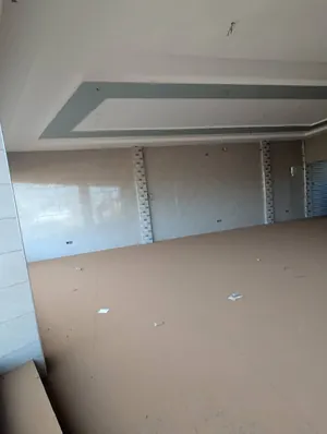 Vente de magasins à Agoè Legbassito Madjikpeto, 2 magasins, 1 lot, bord du goudron – 125 millions FCFA — photo 3
