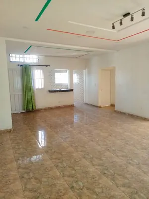 Vente d'une villa à Hountigomé, R+2, 10 chambres, 447 m², angle de rue – 250 millions FCFA — photo 8