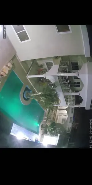 Appartement meublé 17 chambres 600 m² en vente à Baguida Devego avec piscine – 500 millions FCFA — photo 9
