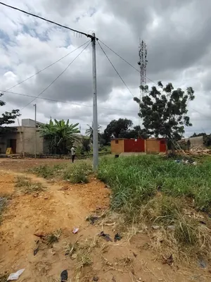 Vente d'un terrain à Zossimé, demi-lot entre Zossimé et Amarenta, proche du Rond-Point Zossimé – 10 millions FCFA — photo 4