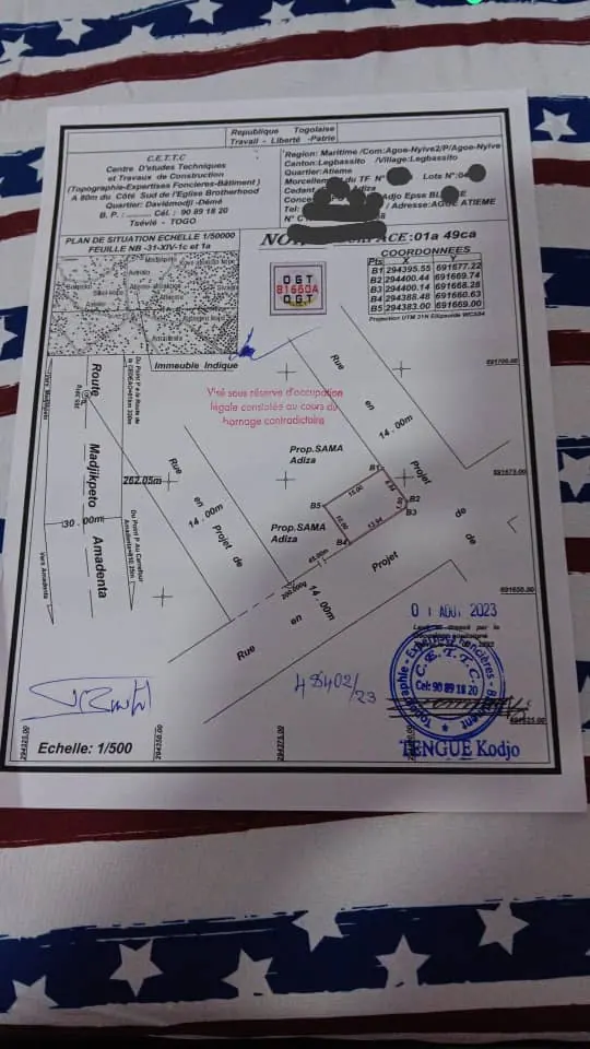 Maison 2 chambres salon en vente à Légbassito, angle de rue – 25 millions FCFA