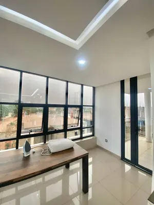 Villa meublée 5 pièces avec piscine et jardin à louer à Agoè Fil O Park – 1 000 000 FCFA/mois — photo 4