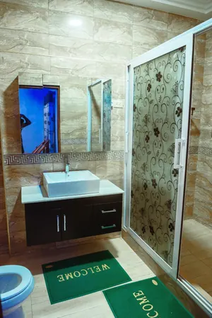 Vente d'une villa duplex meublée à Agodéké, 12 chambres, 600 m², titre foncier personnel – 250 millions FCFA — photo 15