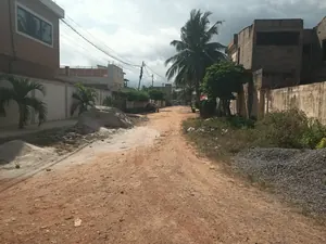 Vente d'un terrain à Avedji Cito, 1 lot clôturé bâti, à 100 m du goudron – 50 millions FCFA — photo 2