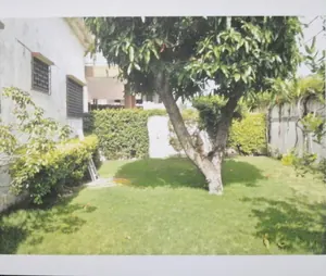 Maison en angle de rue à Tokoin Soted – 80 millions FCFA — photo 1