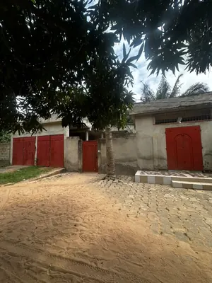 Villa 2 chambres en vente à Légbassito – 45 millions FCFA — photo 1