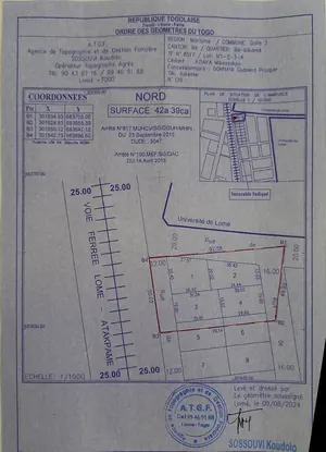 Terrain 2400 m² en vente en bordure de goudron à Klikamé Lomégan – 70 millions FCFA — photo 2