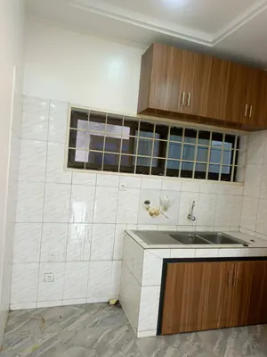 Location d'un appartement à Vakpo Fish, 1 pièce, 1er étage, standing, neuf, meublé – 45 000 FCFA/mois — photo 2