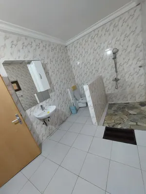 Villa meublée 4 pièces avec piscine et jardin à louer à Kpogan – 700 000 FCFA/mois — photo 3