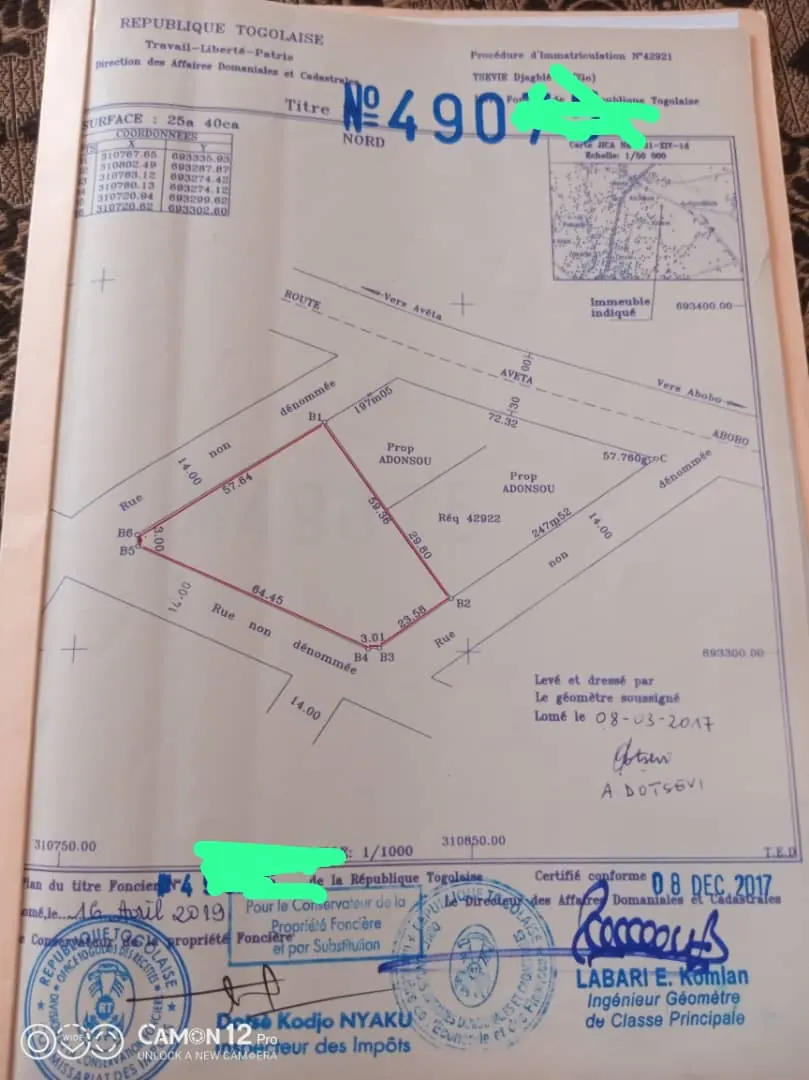 Terrain 8 lots clôturés à vendre à Djagblé Kleme, proche du goudron – 35 millions FCFA le lot