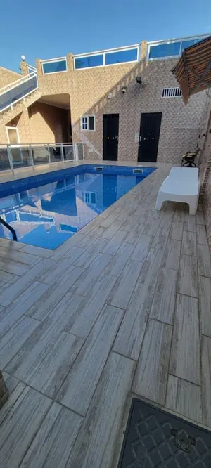 Villa meublée 6 chambres en location à Agodéké – 1 300 000 FCFA