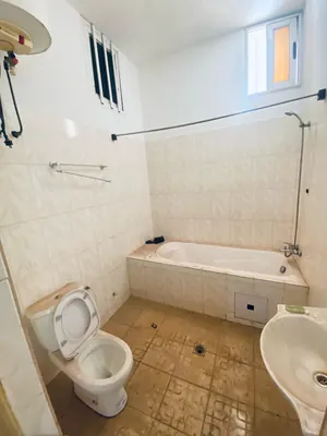 Location ou vente d'une villa à Kégué Somayaf, 5 chambres, angle de rue, à 50 m du goudron – 400 000 FCFA/mois ou 250 millions FCFA — photo 9