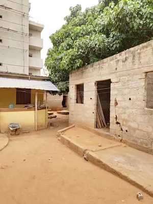 Vente d'une maison à Sogbossito Supermarché Dauphine, demi-lot en angle de rues, 300m du goudron – à partir de 22 500 000 FCFA — photo 5