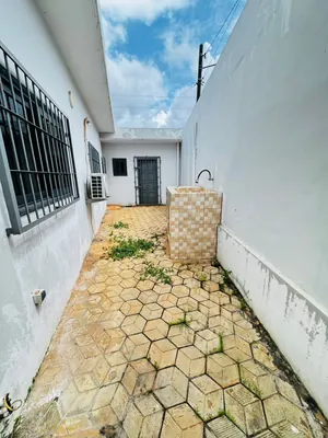 Villa 3 chambres de 319 m² en vente à Cité Mokpokpo, Adidogomé – 110 millions FCFA — photo 4
