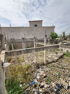 Vente d'une villa inachevée à Légbassito Marina, 3 chambres, 172 m², angle de rue, proche du goudron – 18 millions FCFA — photo 8