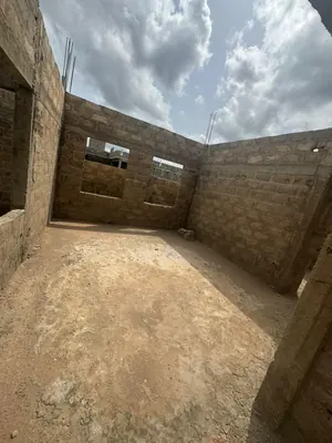 Maison inachevée 3 chambres en vente à Zanguera Akepedo avant péage – 18 millions FCFA — photo 3