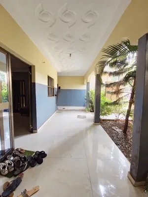 Villa duplex 7 chambres en vente à Sogbossito – 45 millions FCFA — photo 2