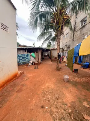 Maison 7 pièces sur demi-lot à vendre à Agoè Assiyéyé – 32 millions FCFA — photo 8