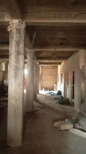 Villa inachevée R+1 4 chambres en vente à 30 mètres du goudron à Sagbado Logote – à partir de 35 millions FCFA — photo 1