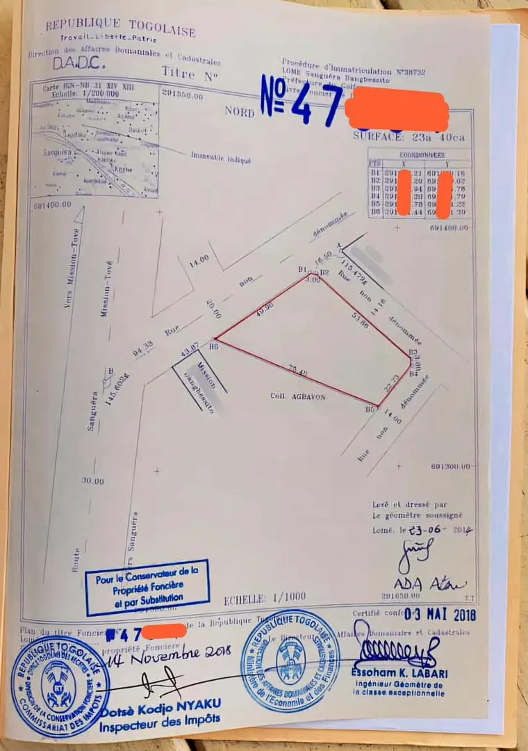 Terrain 4 lots 2400 m² en vente en angle de rue à Sanguéra Dangbessito – 27 millions FCFA le lot