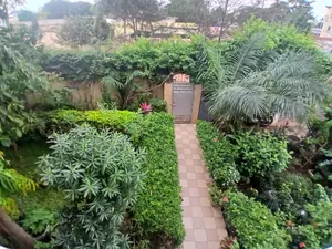Villa triplex 8 chambres à vendre à Attikoumé, à 200 mètres du goudron – 170 millions FCFA — photo 2