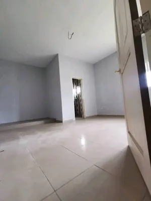 Maison de location en vente entre Kpogan et Agbata après les rails – 35 millions FCFA — photo 3