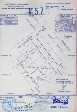 Terrain 1 lot de 600 m² en vente à Legbassito – 37 millions FCFA