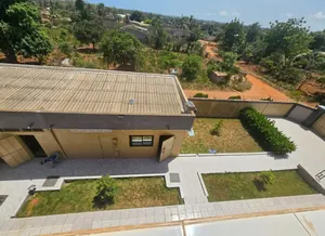 Immeuble de 11 appartements à vendre à Adétikopé Kladjèmé – 180 millions FCFA — photo 2