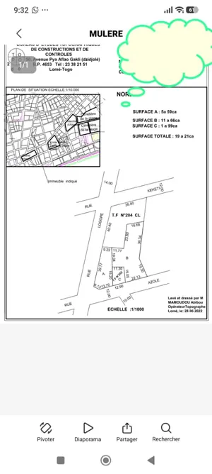 Terrain en angle de rue à vendre à Assigamé, Grand Marché de Lomé – 1 milliard FCFA