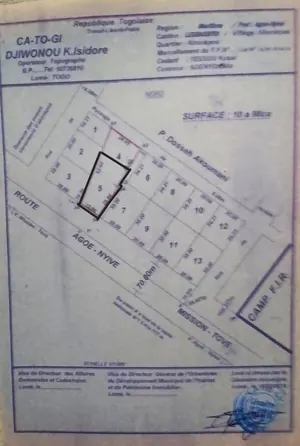 Maison en vente sur 1 lot à Sogbossito Somayaf, Agoè – 30 millions FCFA