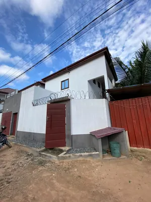 Appartement meublé 2 chambres à louer à Agoè Logopé – 100 millions FCFA