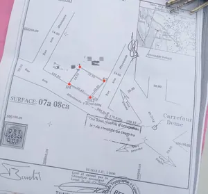 Terrain 708 m² en vente à Akato Avome – 25 millions FCFA
