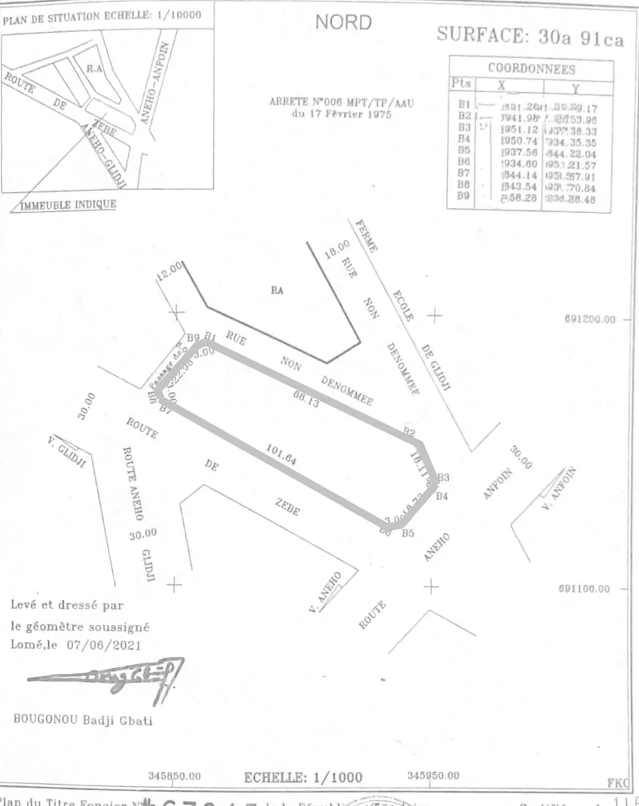 Terrain 5 lots en vente en angle de rue à Aného Glidji – 30 millions FCFA (vente en bloc)