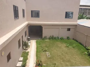 Villa duplex 1 lot à vendre à Avedji, proche du goudron – 200 millions FCFA — photo 3
