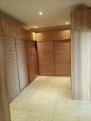 Villa 5 chambres avec piscine et vue mer sur 8 lots à vendre à Baguida Cité Baie des Anges – 1 milliard FCFA — photo 6