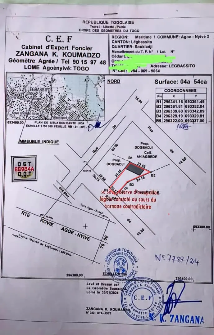 Vente d'une maison à Agoè Legbassito, 2 chambres salon, 454 m², proche du goudron – 22 000 000 FCFA