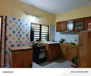 Terrain 6 450 m² en vente en bordure du goudron à Adétikopé PIA – prix à 50 millions FCFA le lot — photo 3