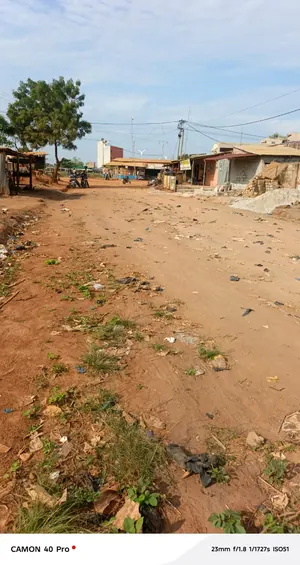 Vente d'un terrain à Agoè Legbassito, 220 m², à 20 m du goudron – 15 millions FCFA à débattre — photo 2