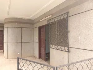 Villa 3 chambres en vente en angle de rue au bord du goudron à Kpalimé – 45 millions FCFA — photo 3
