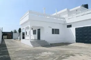 Maison duplex 3 chambres en vente à Aného côté mer – 50 000 000 FCFA — photo 4