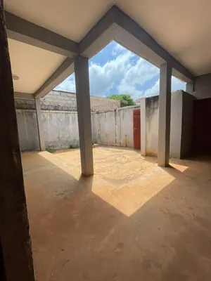 Vente d'une villa à Sagbado Logoté, 2 pièces, 150 m² – 16 millions FCFA — photo 3