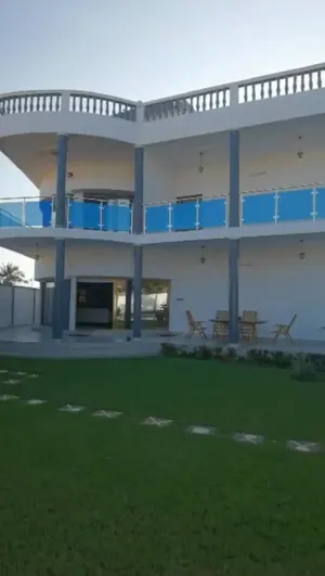 Villa duplex 15 pièces à vendre à Baguida Monument, côté plage – 650 millions FCFA — photo 6